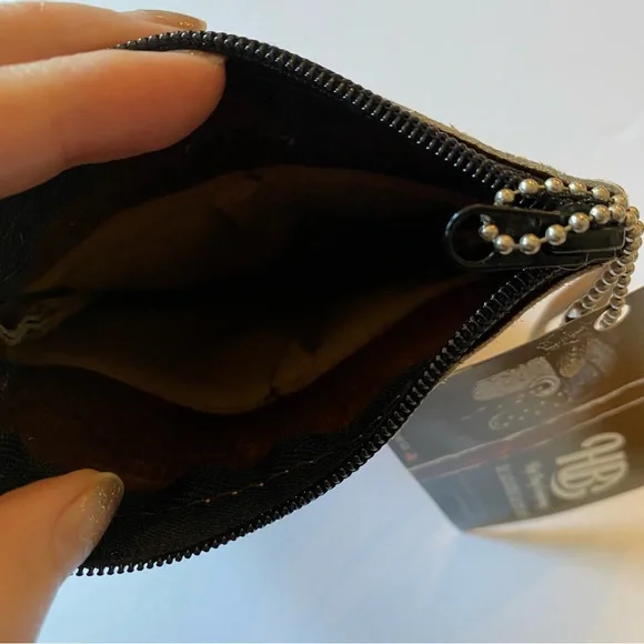 Lot of 2 Leather Marble Hip Bags Tan & Black with Clip - NWT - Woman Owned Co - Picture 6 of 12